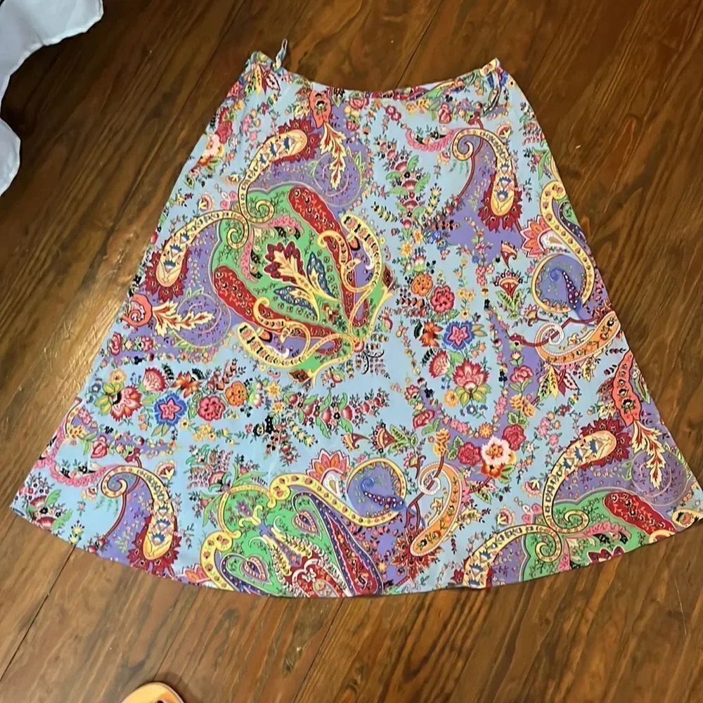 Boston Proper beautiful paisley skirt Size 8 - Picture 3 of 3